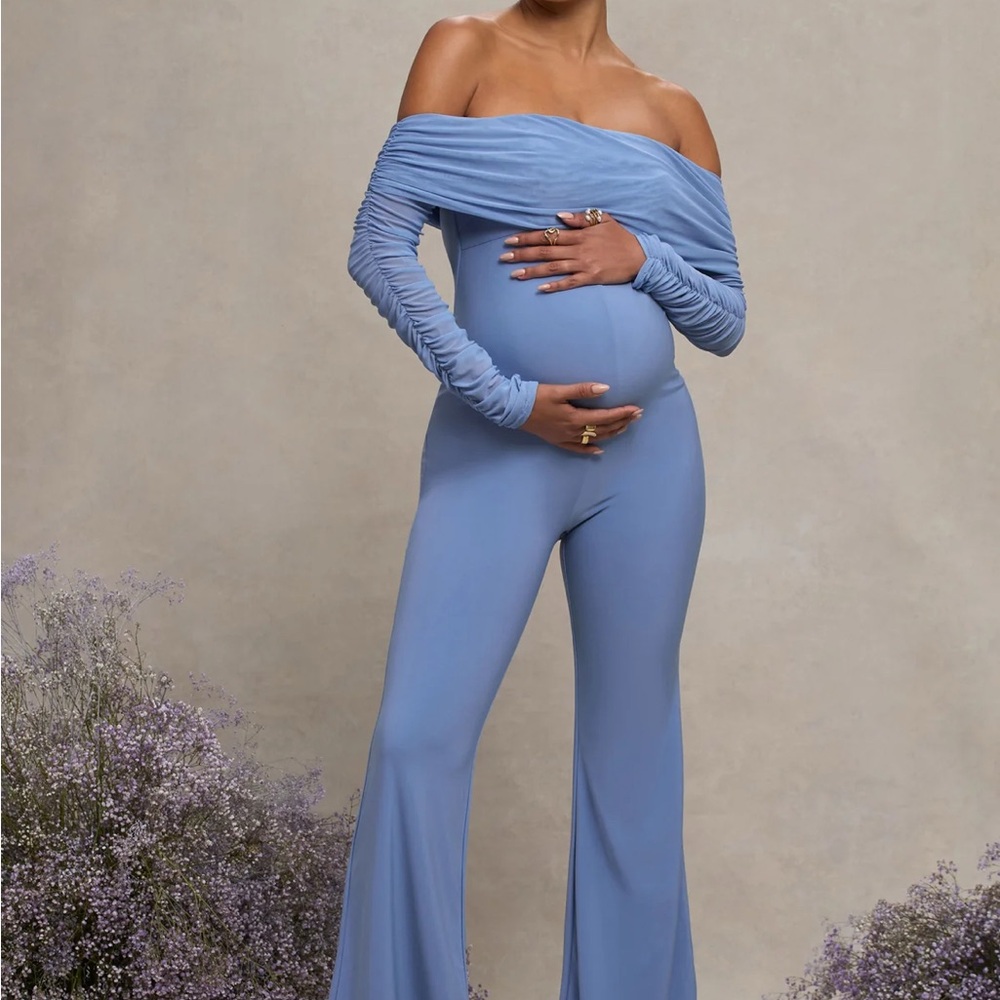 Sophisticated Blue Off-Shoulder Jumpsuit with Flared Pants